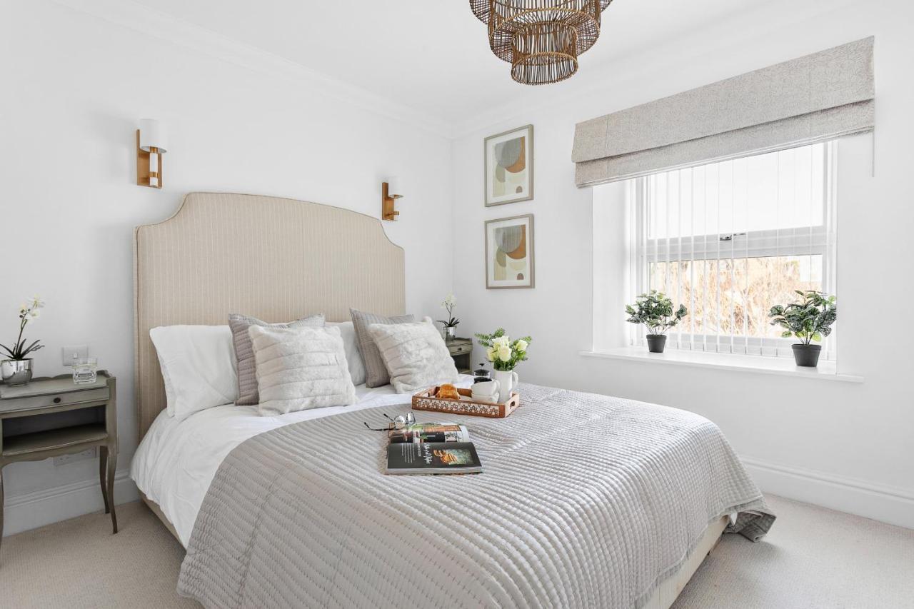 The Seaview Suites At The Corbyn Apartments Torquay Esterno foto