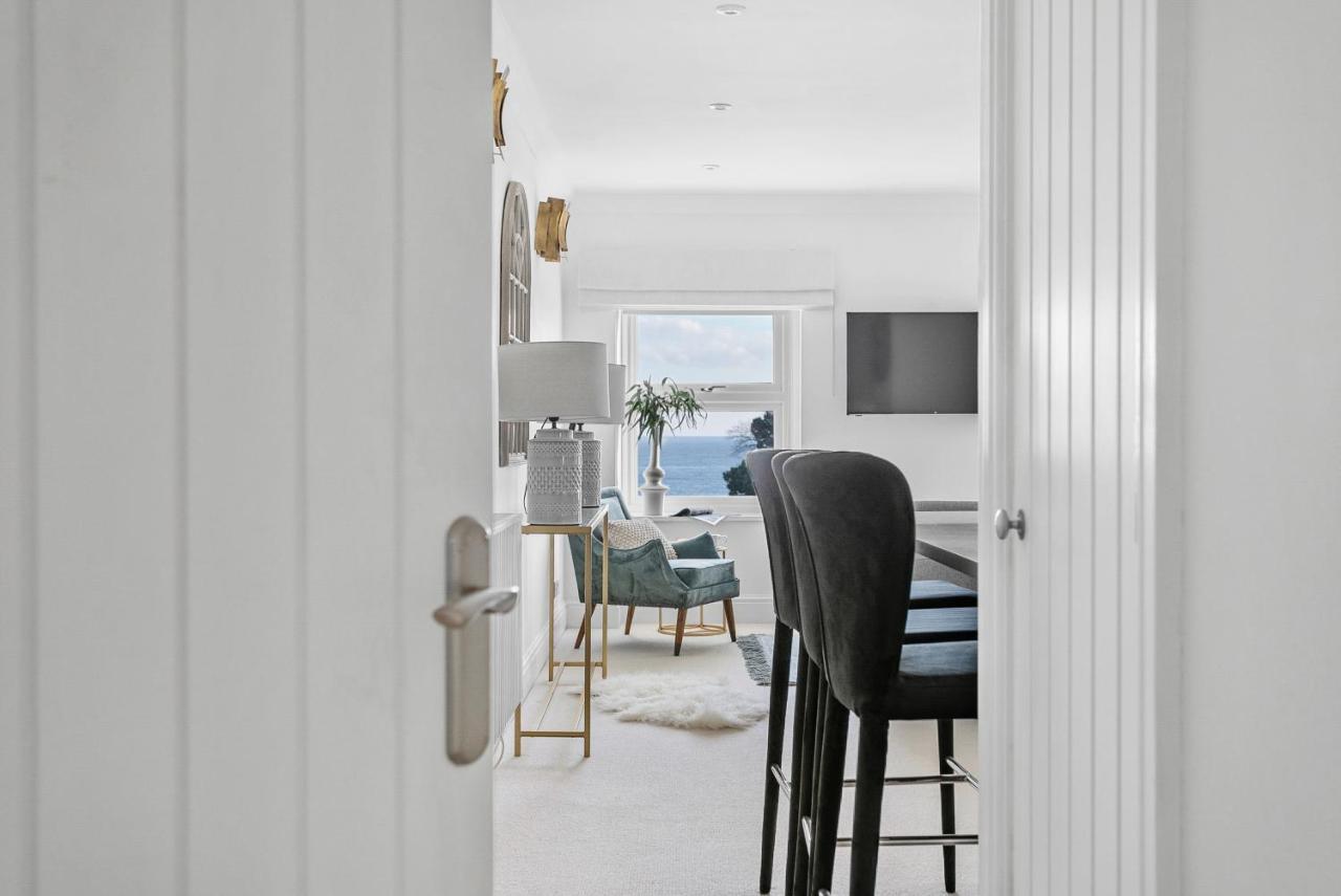 The Seaview Suites At The Corbyn Apartments Torquay Esterno foto